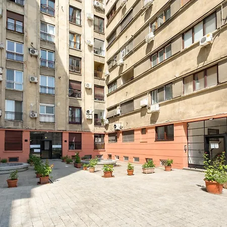 The Adventure 1Br - Steps 2 Metro & Old Town *
