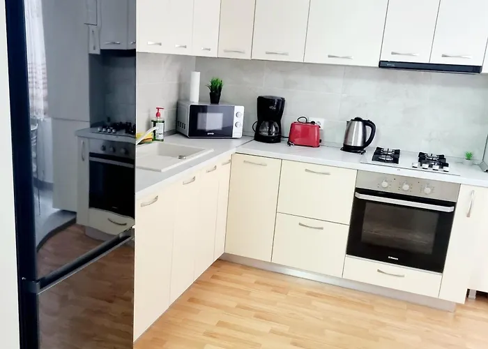 Apartamento The Adventure - Steps 2 Metro & Old Town Bucareste