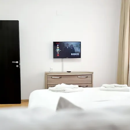 The Adventure - Steps 2 Old Town & Metro